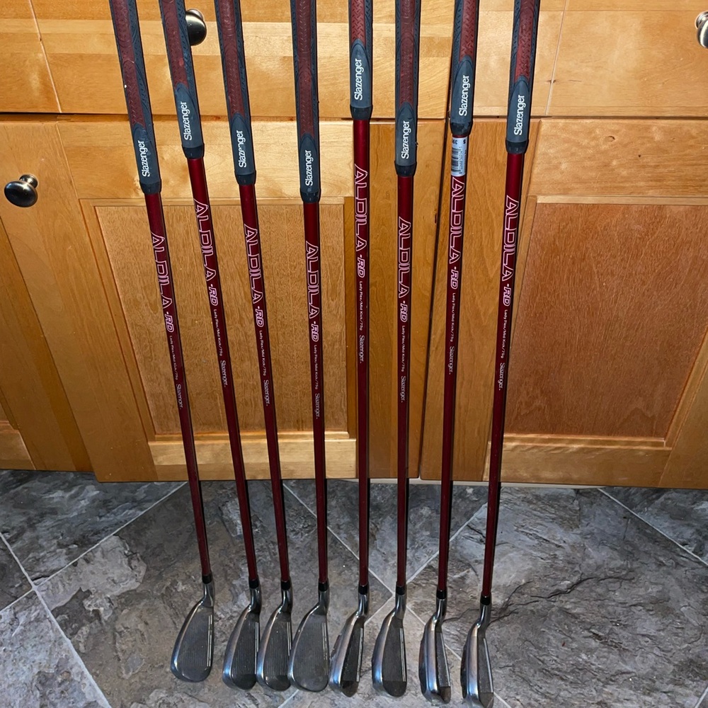 Slazenger Red Golf Clubs Set